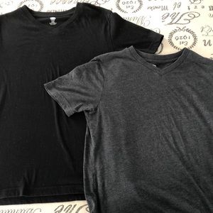 Old Navy Boy’s VNeck Tees